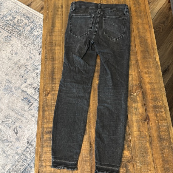 GAP Skinny Jeans Set of 3 - White, Blue and Black - Picture 9 of 13